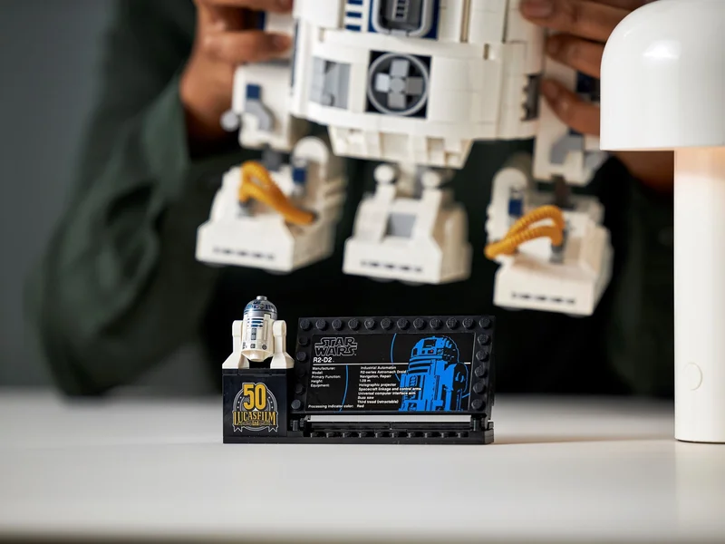 R2-D2 - View 8