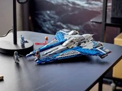 Mandalorian Starfighter - View 4