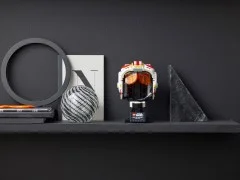 Luke Skywalker (Red Five) Helmet - View 7