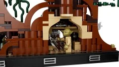 Dagobah Jedi Training Diorama - View 4