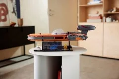 Luke Skywalker's Landspeeder - View 3