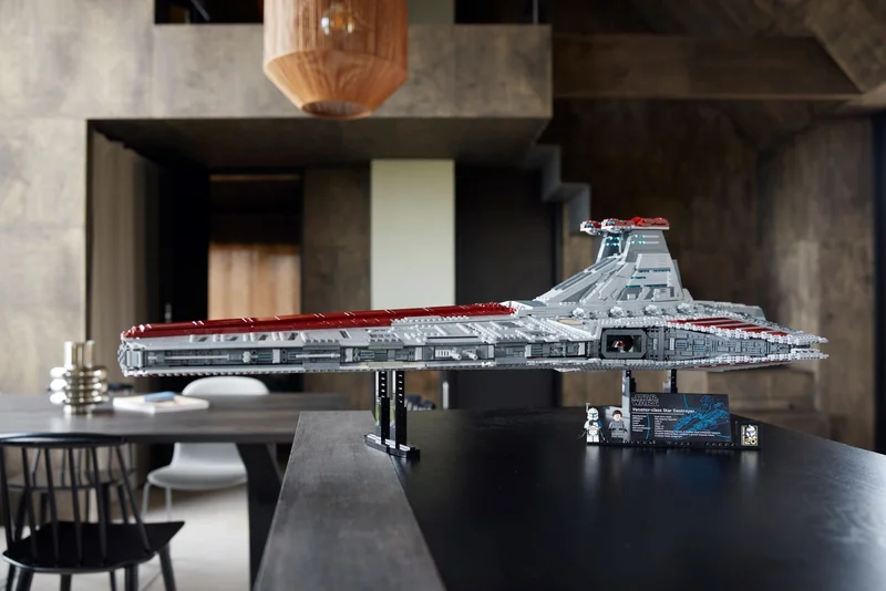 Venator-Class Republic Attack Cruiser - View 4