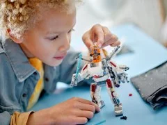 Luke Skywalker X-Wing Mech - View 8