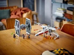 TIE Fighter & X-Wing Mash-up - View 7