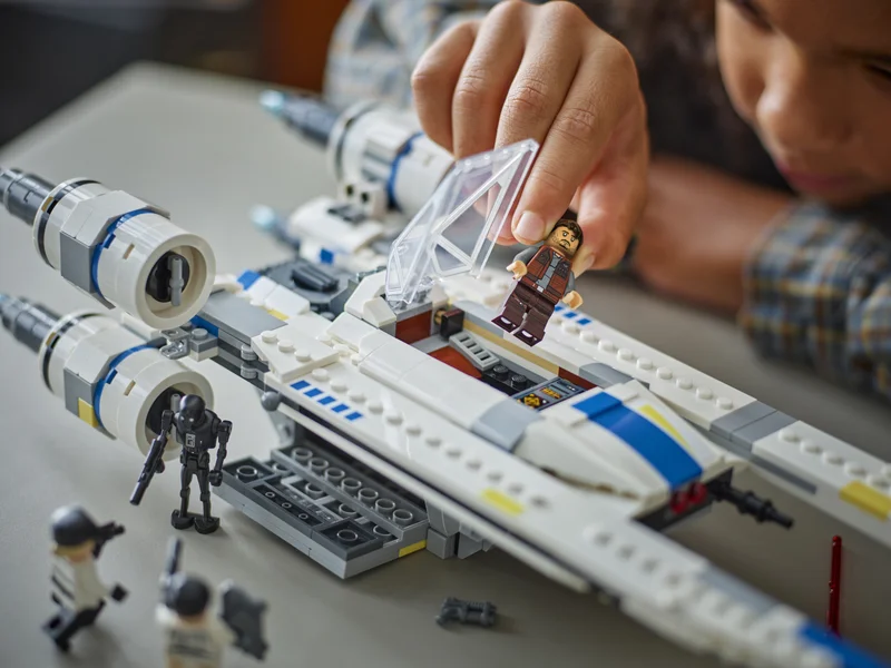 Rebel U-Wing Starfighter - View 5