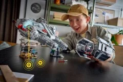 Millennium Falcon - View 6