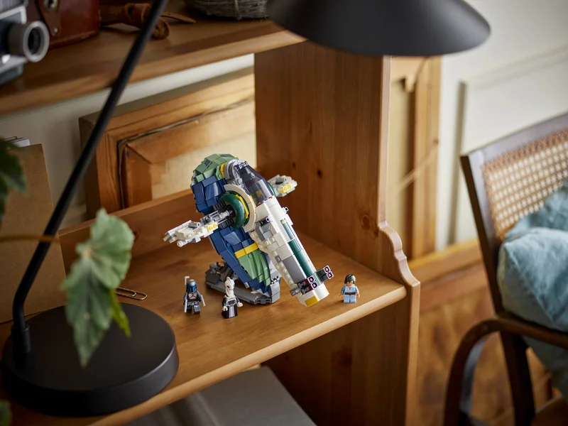 Jango Fett's Starship - View 9