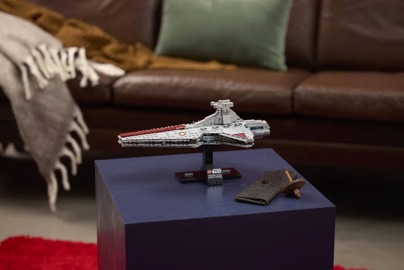 Venator-Class Attack Cruiser - View 8
