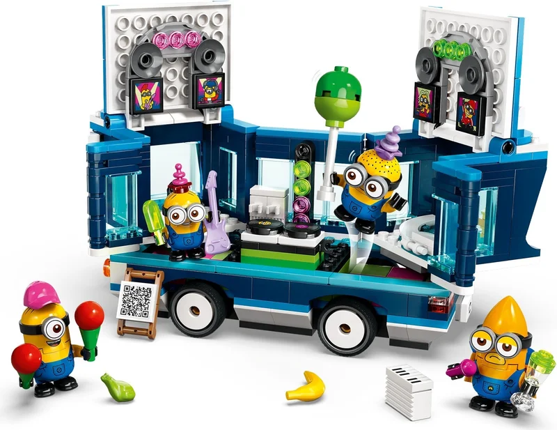Minions' Music Party Bus - View 2