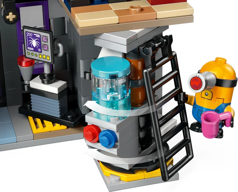 Minions and Gru's Family Mansion - View 4