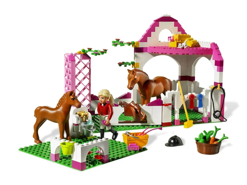 LEGO 7585-1 Horse Stable — 224 pieces, Belville theme