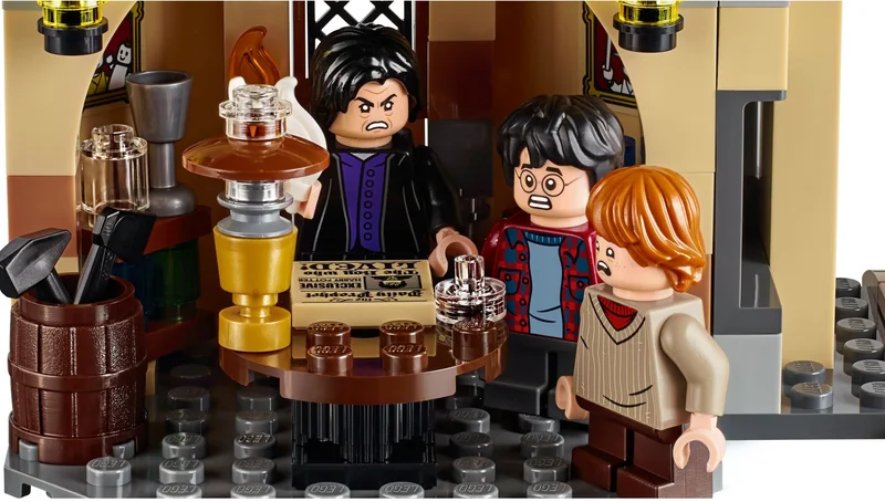 Hogwarts Whomping Willow - View 5