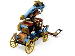 Beauxbatons' Carriage: Arrival at Hogwarts - View 5