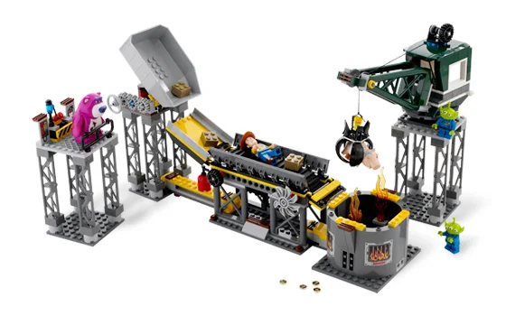 Trash Compactor Escape - View 2