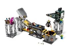 Trash Compactor Escape - View 2
