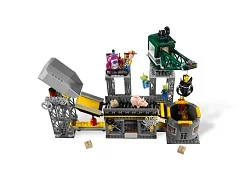 Trash Compactor Escape - View 5