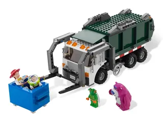 LEGO 7599-1 Garbage Truck Getaway — 402 pieces, Toy Story theme