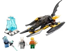 Arctic Batman vs. Mr. Freeze: Aquaman on Ice - View 6