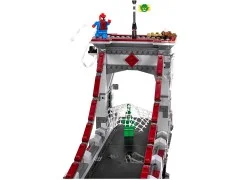 Spider-Man: Web Warriors Ultimate Bridge Battle - View 3