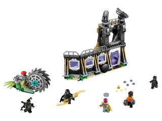 LEGO 76103-1 Corvus Glaive Thresher Attack — 416 pieces, released 2018