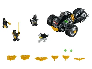 LEGO 76110-1 Batman: The Attack of the Talons — 165 pieces, released 2018