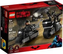 Batman & Selina Kyle Motorcycle Pursuit - View 2