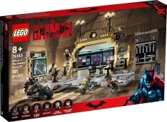 Batcave: The Riddler Face-off - View 2