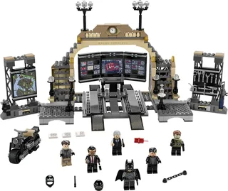 LEGO 76183-1 Batcave: The Riddler Face-off — 590 pieces, Super Heroes DC theme