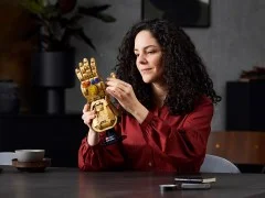 Infinity Gauntlet - View 3