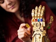 Infinity Gauntlet - View 6