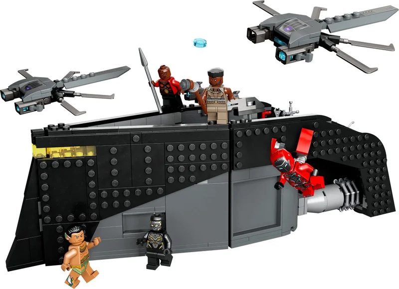 LEGO 76214-1 Black Panther: War on the Water — 553 pieces, released 2022