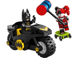 LEGO 76220-1 Batman versus Harley Quinn — 42 pieces, released 2022