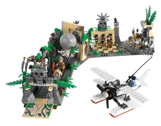 LEGO 7623-1 Temple Escape — 560 pieces, Indiana Jones theme