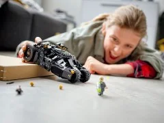 Batmobile Tumbler: Scarecrow Showdown - View 3