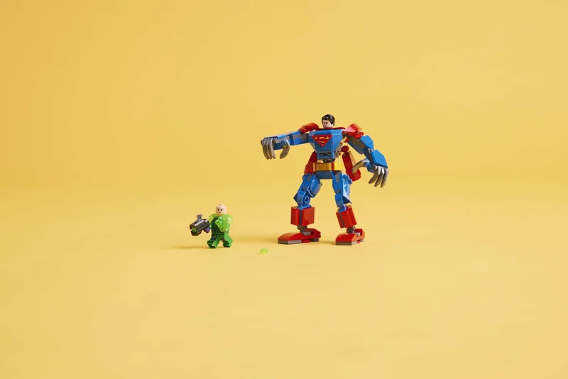 Superman Mech vs. Lex Luthor - View 6