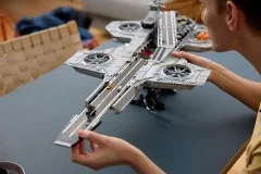 S.H.I.E.L.D. Helicarrier - View 5