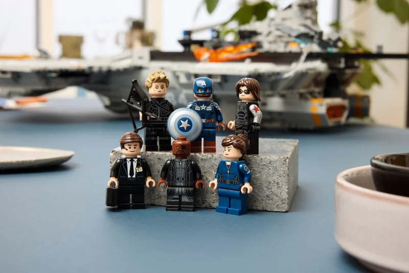 S.H.I.E.L.D. Helicarrier - View 6