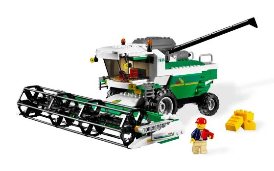 Combine Harvester - View 2