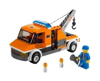 LEGO 7638-1 Tow Truck — 129 pieces, released 2009