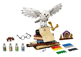 LEGO 76391-1 Hogwarts Icons Collectors' Edition — 3010 pieces, released 2021