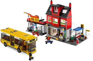LEGO 7641-1 City Corner — 485 pieces, released 2009
