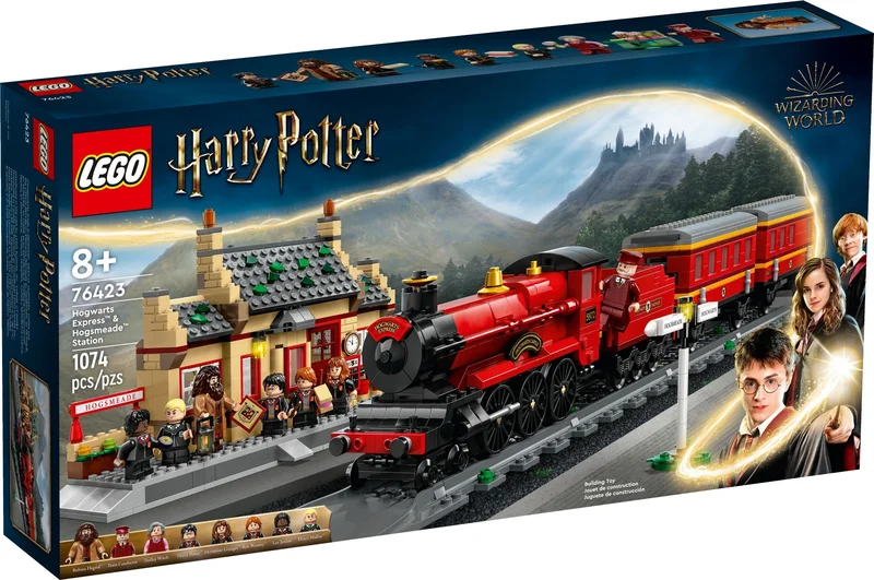 Hogwarts Express & Hogsmeade Station - View 2