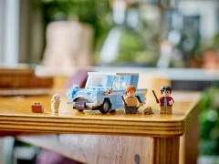 Flying Ford Anglia - View 6