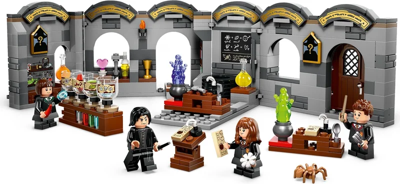 Hogwarts Castle: Potions Class - View 2