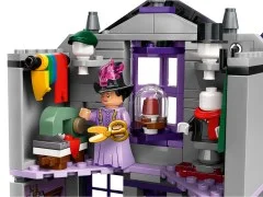 Ollivanders & Madam Malkin’s Robes - View 4