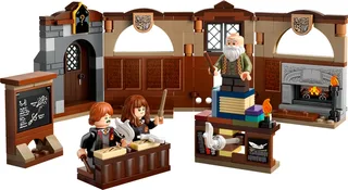 LEGO 76442-1 Hogwarts Castle: Charms Class — 203 pieces, Harry Potter theme