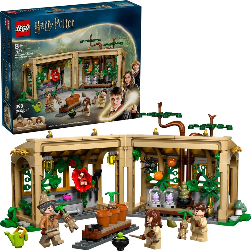 Hogwarts Castle: Herbology Class - View 3
