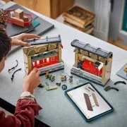 Book Nook: Hogwarts Express - View 4