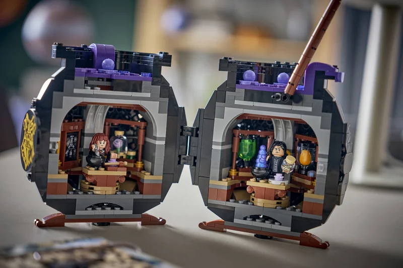 Cauldron: Secret Potions Classroom - View 9