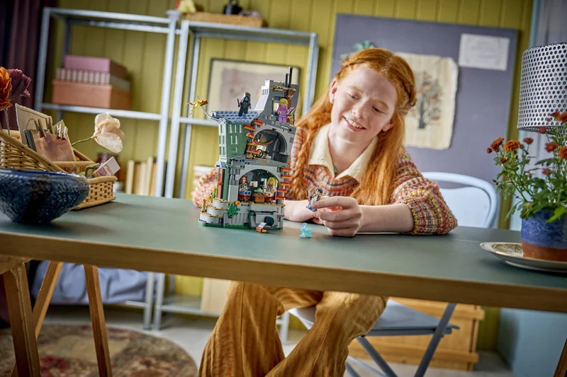 Luna Lovegood's House - View 9